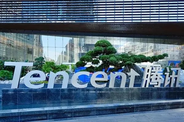 哪里可以卖出短位qq号啊?